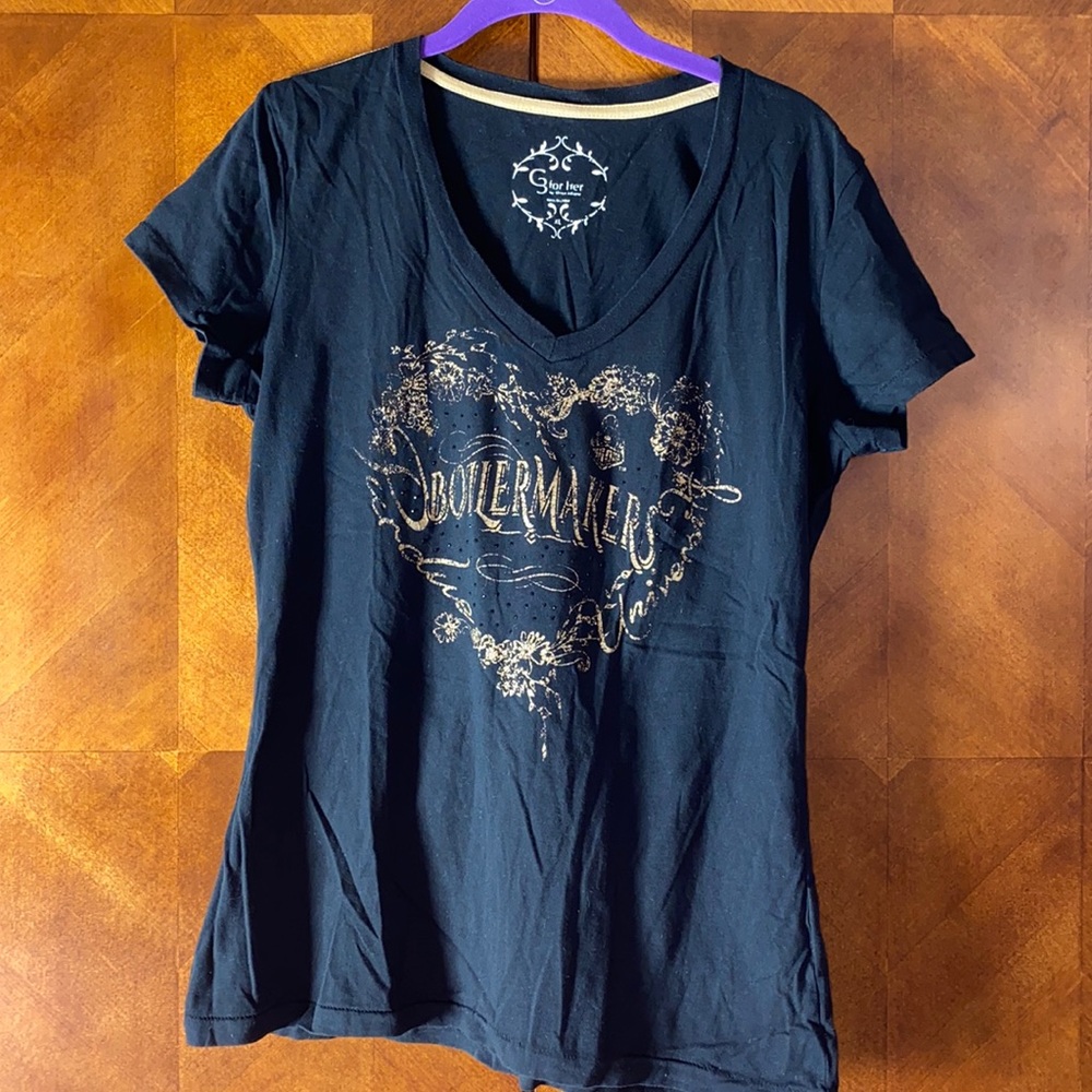 Women’s fitted Purdue University T-shirt size XL